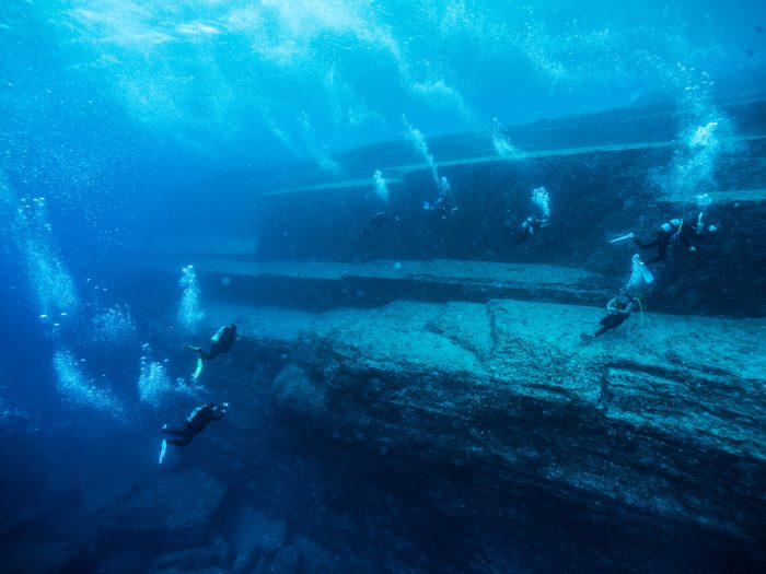 piramida bawah laut, piramida laut